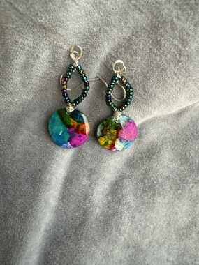 Vibrant Multicolor Disc Drop Earrings with Iridescent Beads
